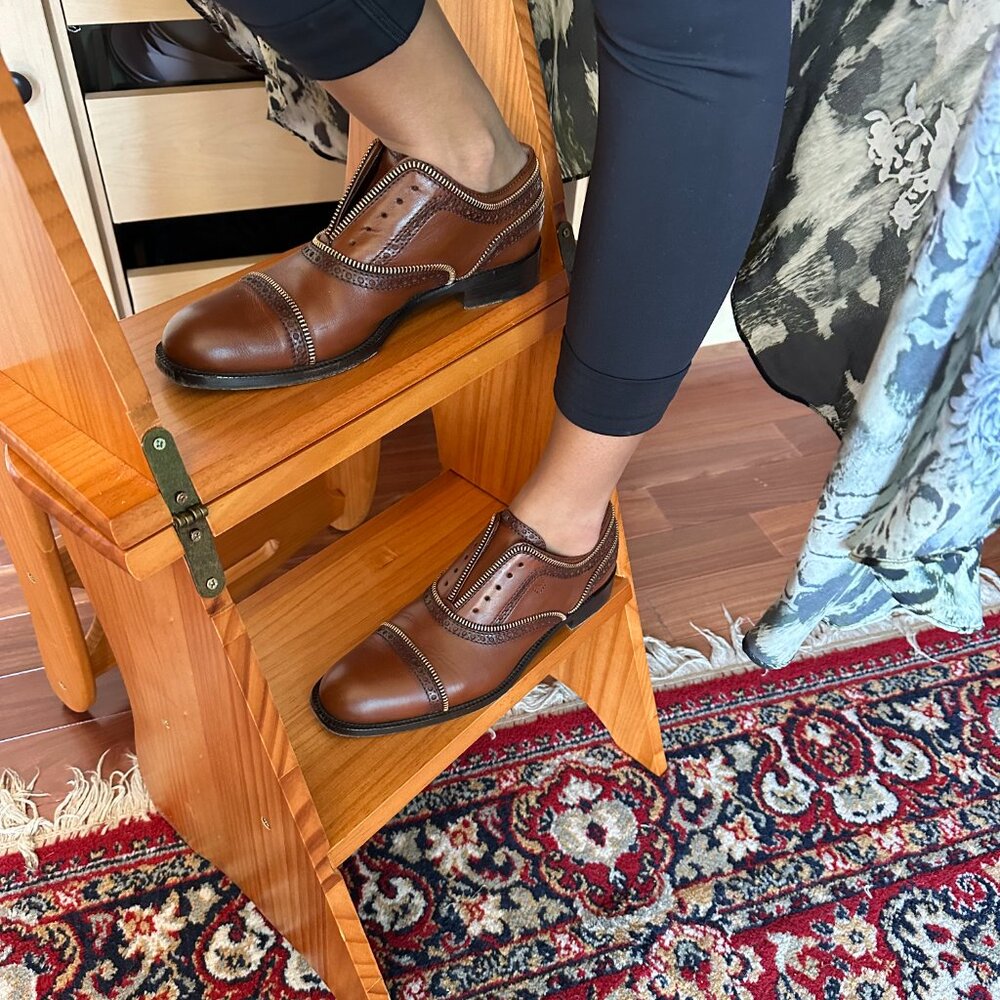Louis Vuitton Brown Zip-Accented Leather Oxfords Size 37